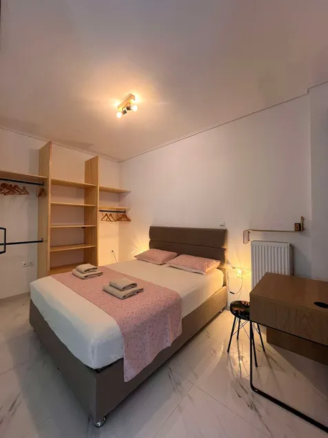 Carlito apartment 2 next to metro station - Image 1