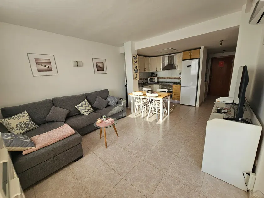 Cozy apartment with a terrace - Image 1