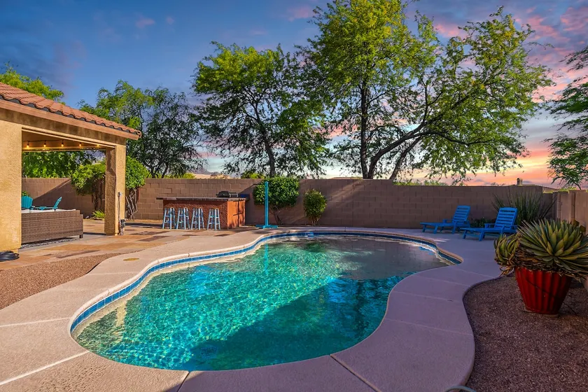 Elegant desert getaway - Image 1
