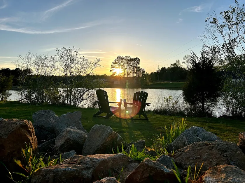 Lakefront 5 BR | Patio+Grill | RTJ | Game Room - Image 1