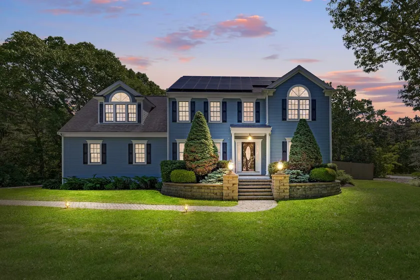 Cape Cod Retreat:5 Mins to Ferry, Beach & Downtown - Image 1
