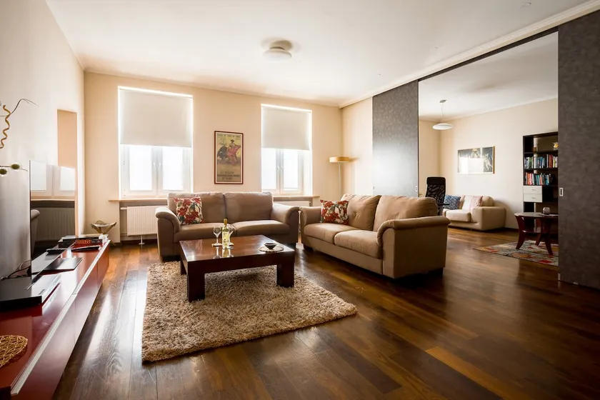Diplomatic Suite - Image 1