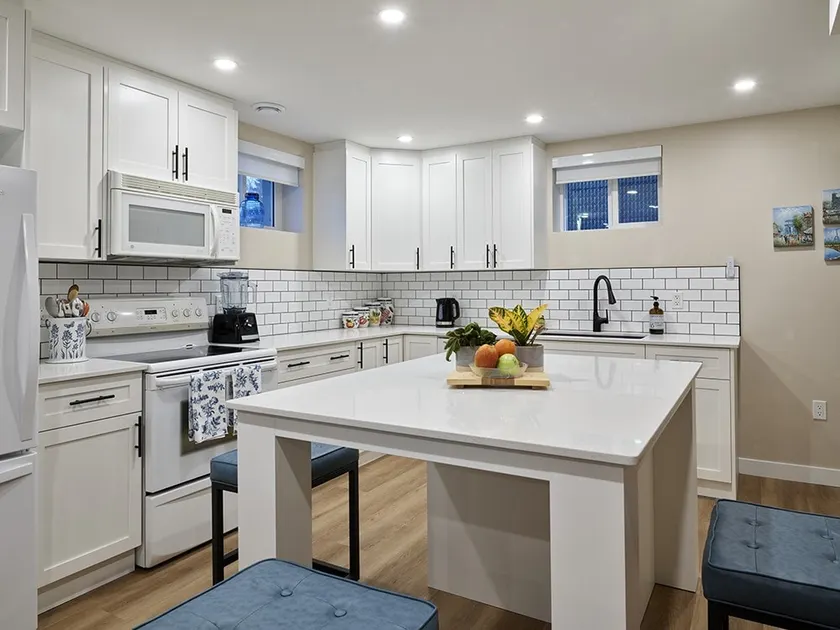 Destination Dovercourt - Image 1