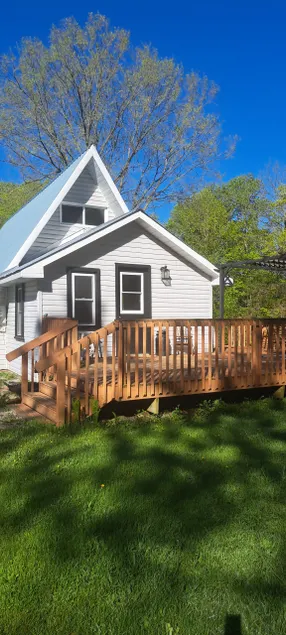 A-Frame Cabin in the woods - Image 1