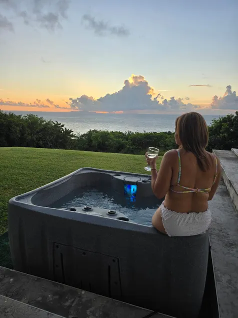 Ocean View Whirlpool Suite | Puerto Rico Stay - Image 1