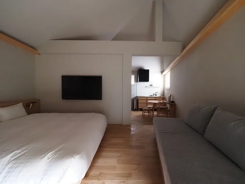 Open in July 2024/Tourist complex in the Kurashiki Beauty Zone/Tranquility of the tatami mat room from the bedroom - Image 1