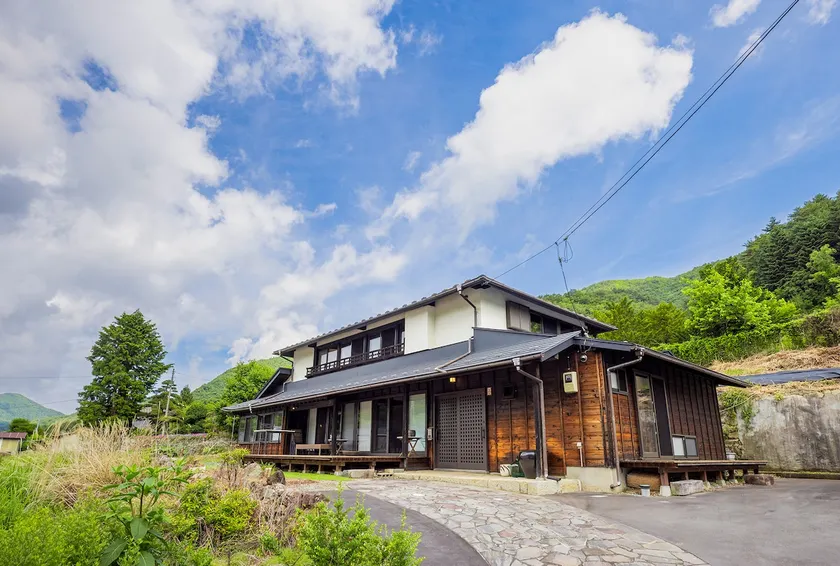 The comfort of a renovated old house, the beauty of the wood in the interior, and the luxury of the sounds of nature in a quiet village. - Image 1