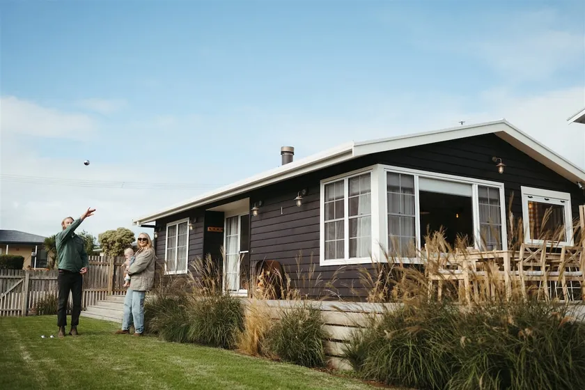 The Woodshed - Hot Stone Sauna & Ice Bath - Image 1