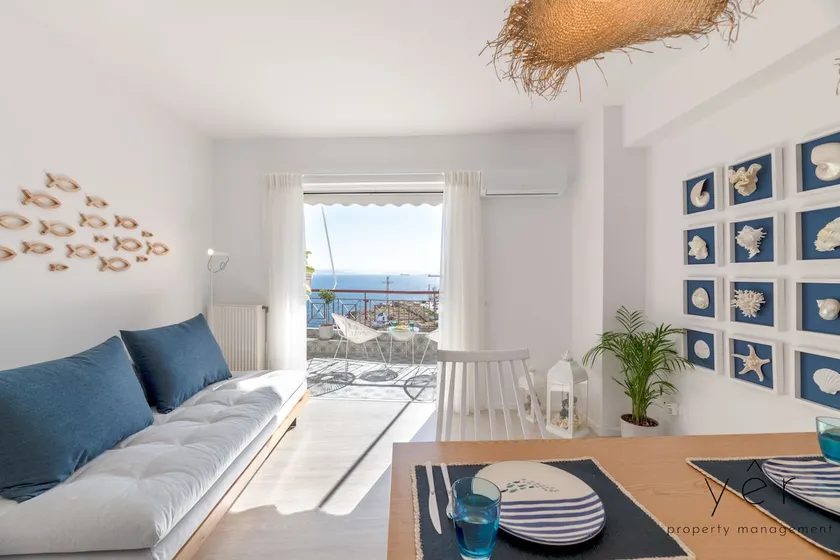 Shell-Charm w/Sea View & Parking - Image 1