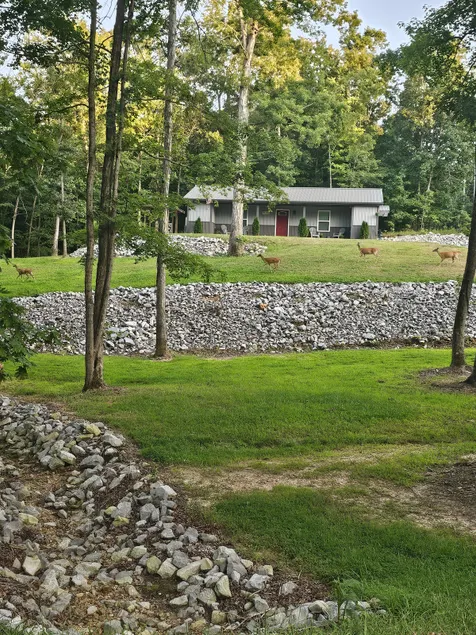 Very nice home close to water - Image 1