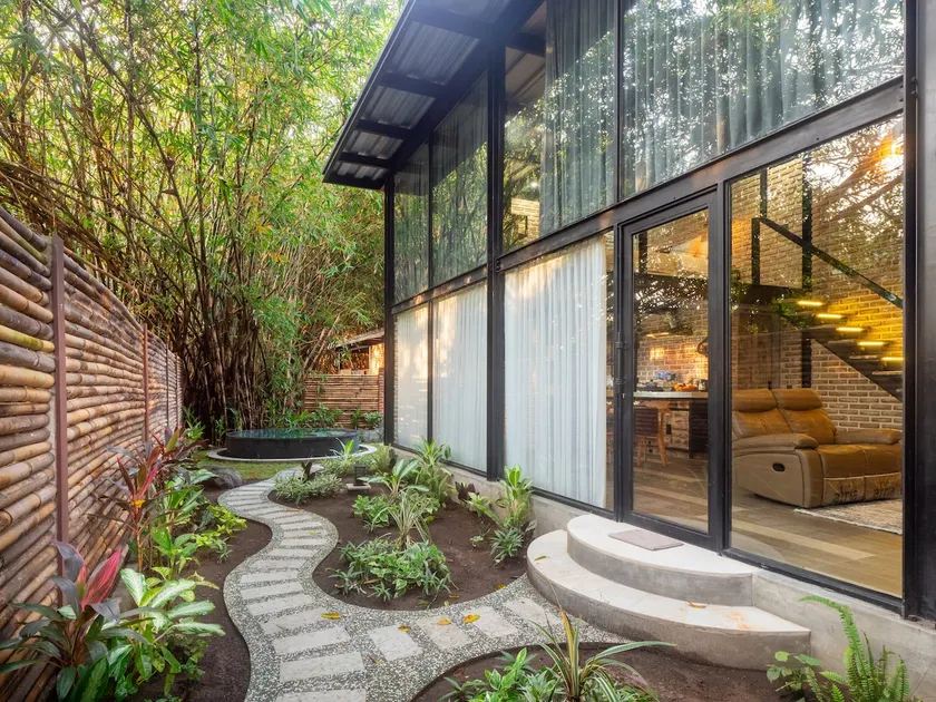 Private Villa / Spa / Coral reef - Image 1