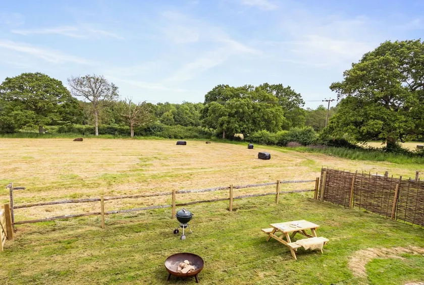 Deer View - A luxury rural property with breathtaking views - Image 1