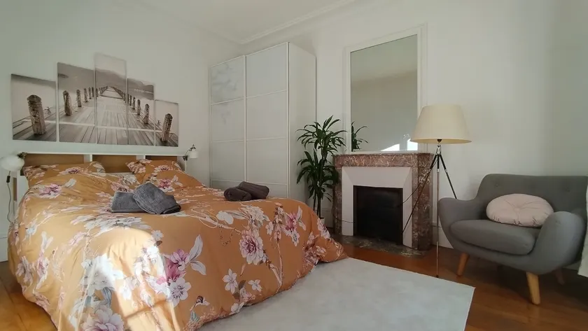 Typical Parisian apartment - close to Paris city center - Image 1