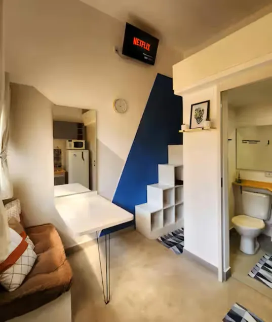 B1| Well-located, private, and modern mini-loft - Image 1