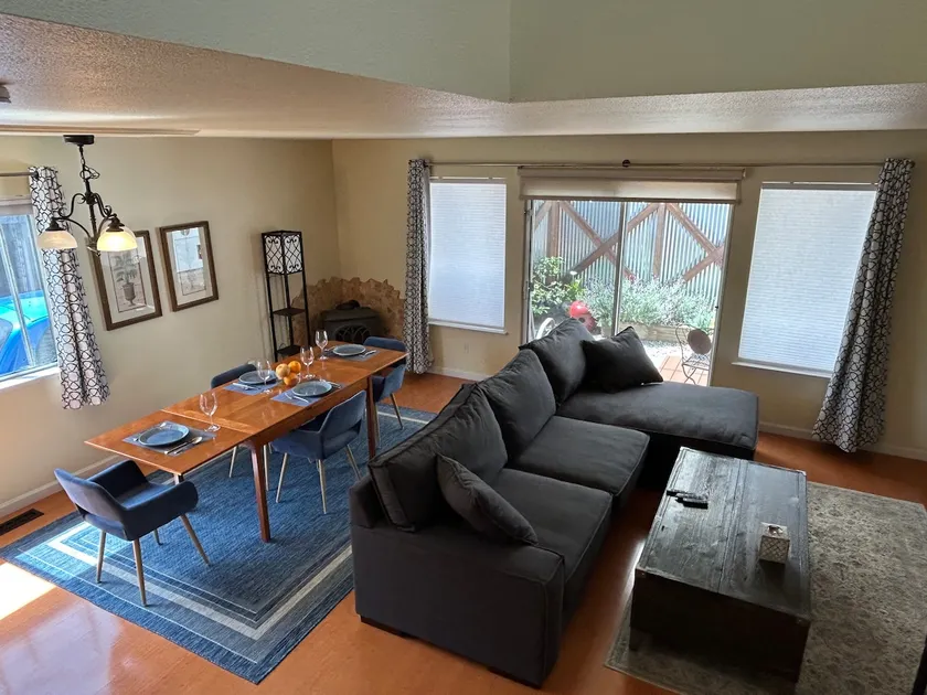Charming Wine Country Home w/Hot Tub Near Downtown - Image 1