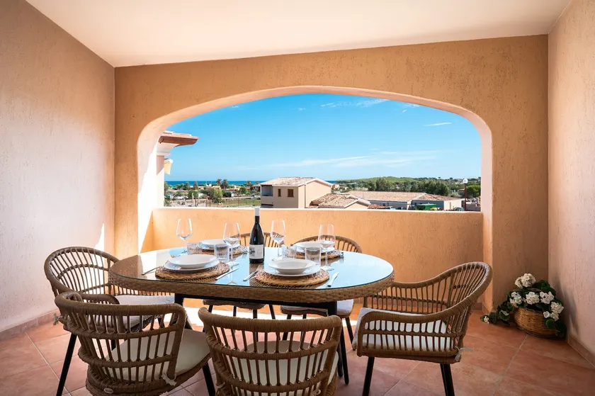 OASIS Budoni: Terrace with Sea View, Close to the Beach - Image 1