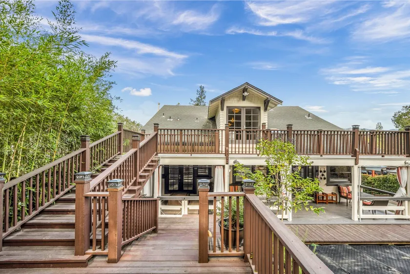 Luxury Napa Retreat – 5 King Suites, Near Wineries - Image 1