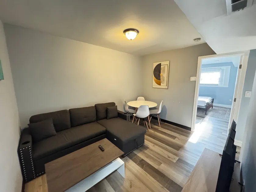 DC 2-Bedroom Modern Condo - Image 1