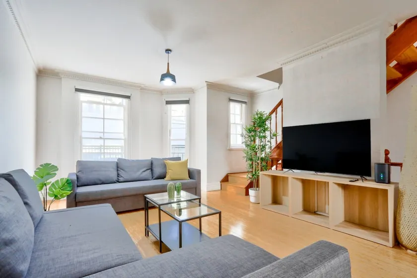 3-Bedroom House in Ultimo Good for 10 Guests - Image 1
