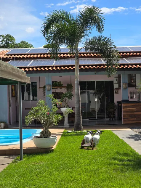 House with pool and very cozy barbecue area! - Image 1