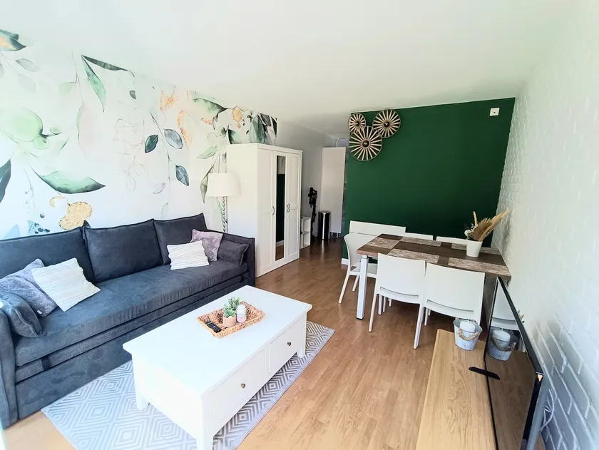 Studio / Apartment with terrace and outdoor area - Image 1