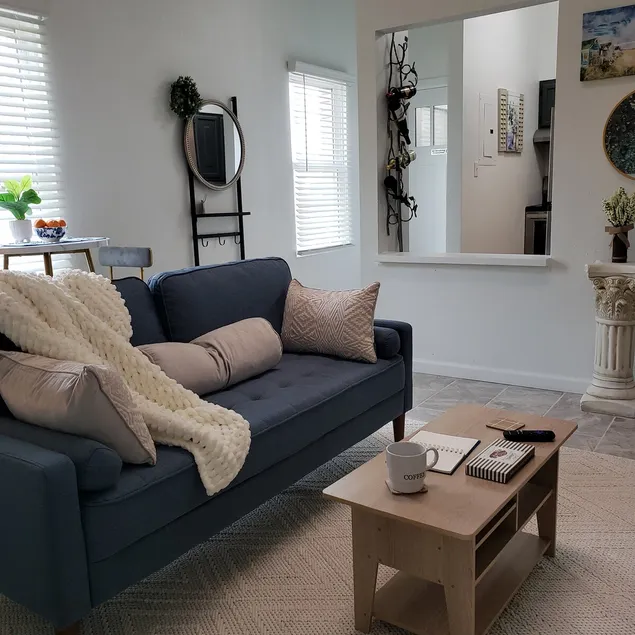 Dazzling, Cozy Retreat - Image 1