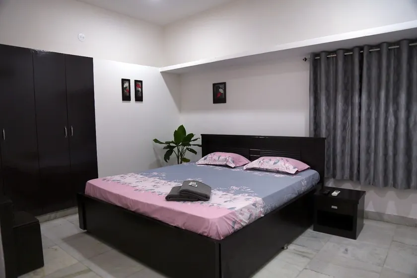 Penthouse -1RK, Ameerpet - Image 1