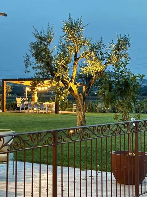 Modern luxury oasis with SPA, pool & jacuzzi - Image 1