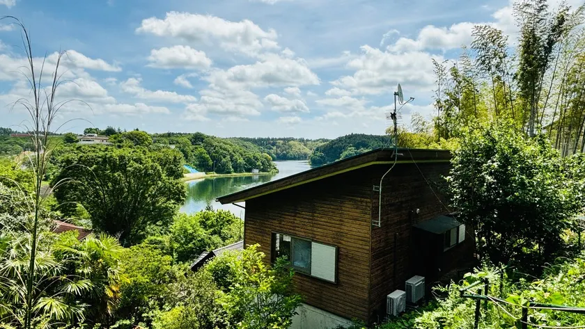 Lakeside Cabin with a Spectacular View and a Starry Sky | Private Sauna & BBQ Deck, Relaxing Private Stay - Image 1
