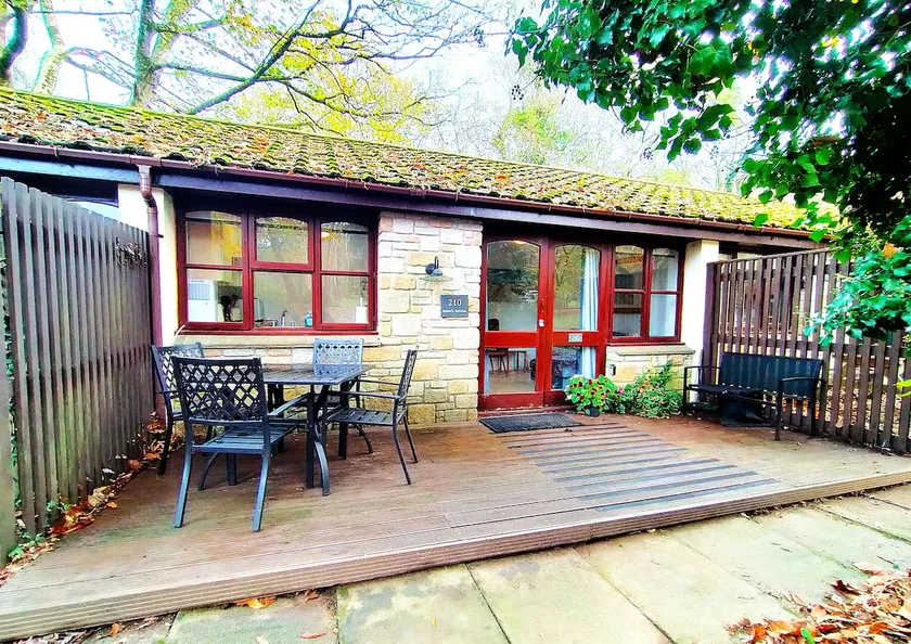 Rebel's Retreat Nr St Ives Free Leisure Pass - Image 1