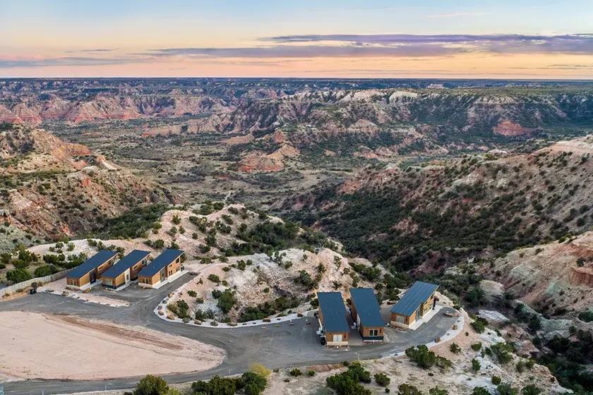 Rustic Gulch | Breathtaking Canyon Views - Image 1