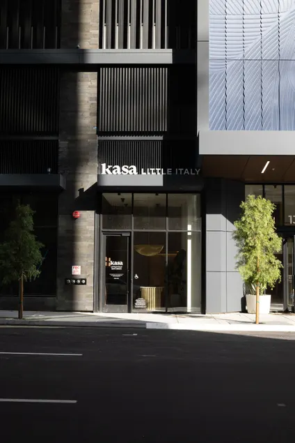 Kasa Little Italy | Family 2BD with Amenity Access - Image 1