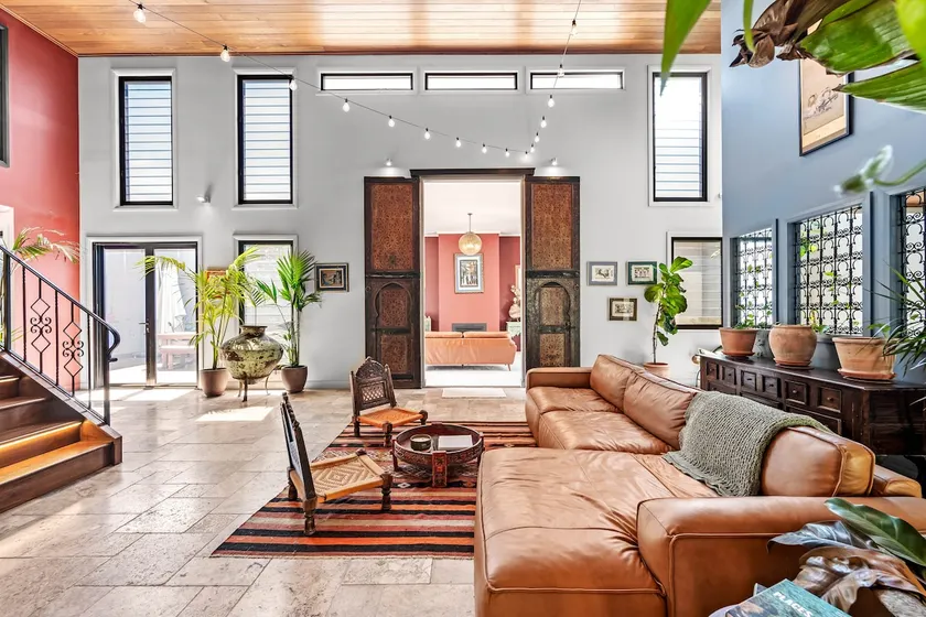 A Luxury Beachside Retreat in Newcastle - Image 1