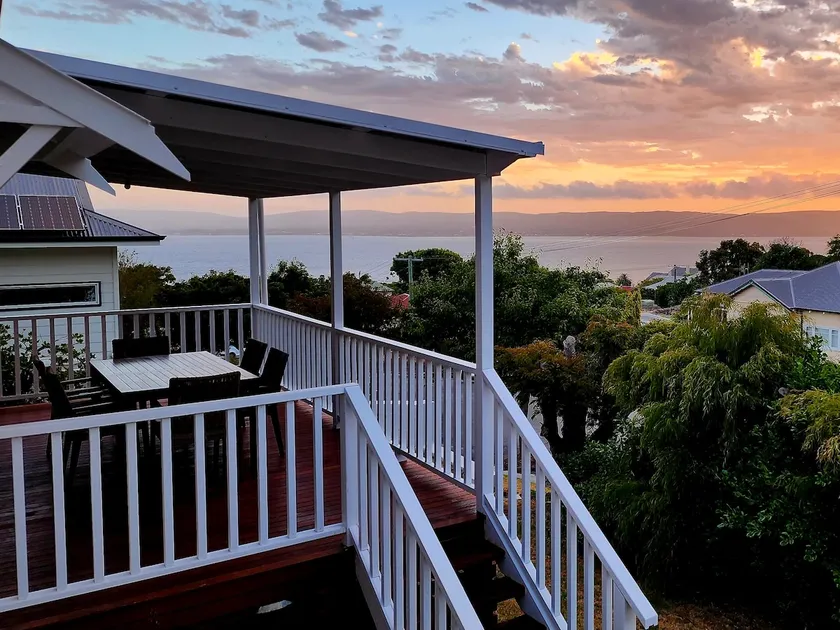 Bay Vista Cottage by the BnB Collection - Image 1