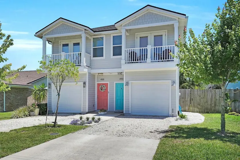 4 BR Townhome-4 blocks to the beach - Image 1