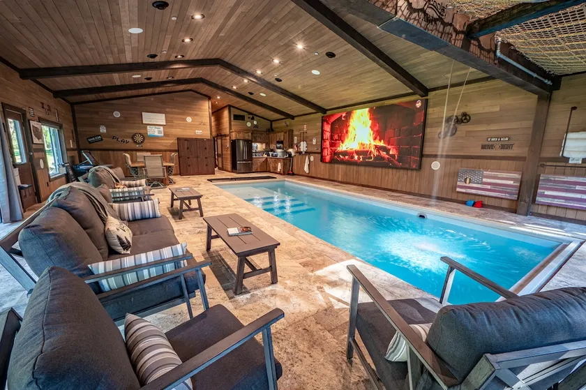 Indoor Pool Home Theater Cabin & Arcade Lake Pepin - Image 1