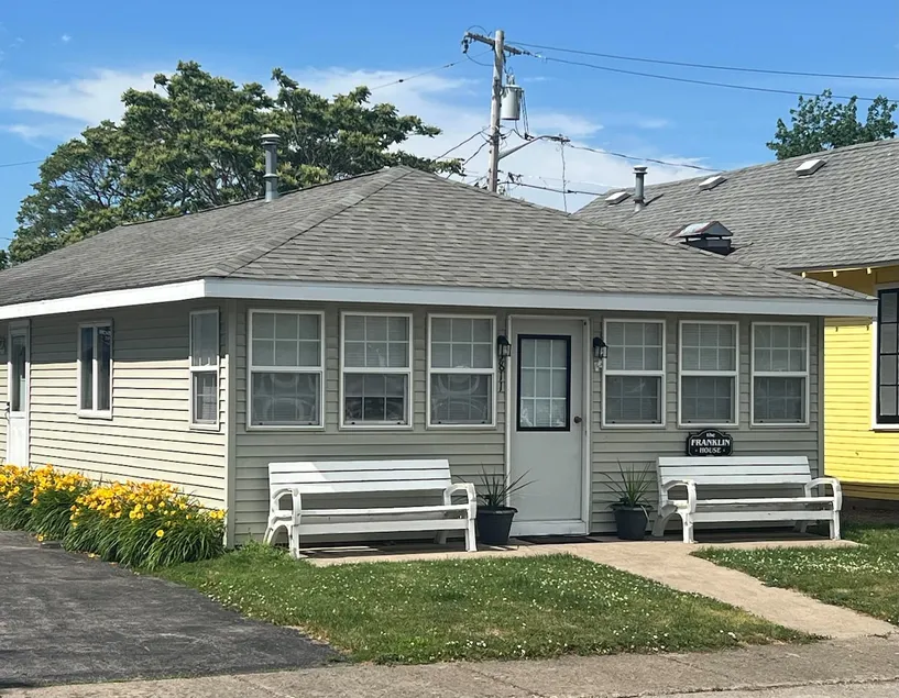 The Franklin House - Image 1