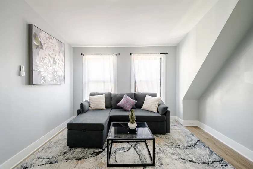 Walkable Black Rock Retreat: 2 Kings - Image 1