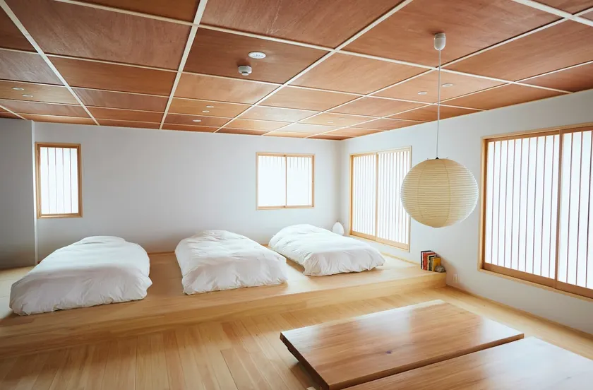 1-minute walk to the sea, breakfast included, parking lot, Mt. Fuji and sea view, private rooftop, modern - Image 1