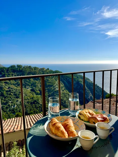 Authentic Escape in Èze, with Sea View - Image 1