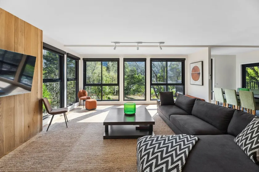 Warburton Stays Station Penthouse - Image 1