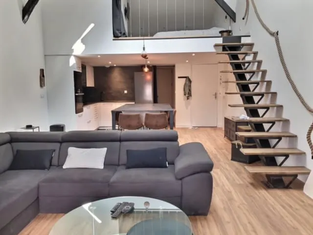 Governor Loft - 1 bedroom - air-conditioned - city center - Image 1