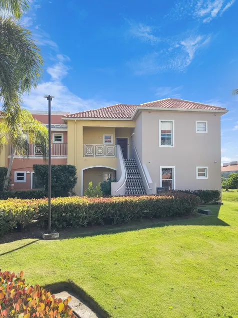 Palmas Coastal Escape | 2 Pools & Beach Views - Image 1