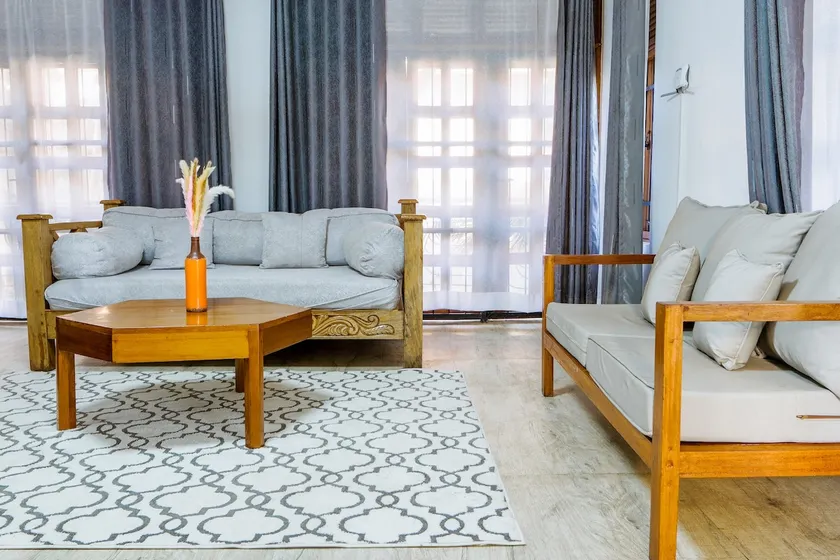 Cozy Nest Coastal 2BR • Work‑Friendly Space | WiFi - Image 1