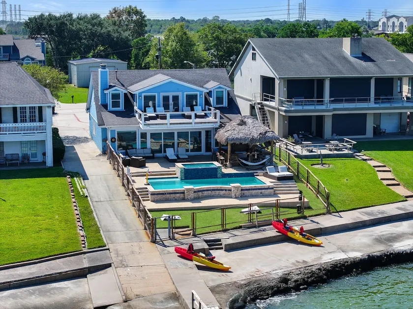 Private Pier & Pool | 5 min to Kemah Boardwalk - Image 1