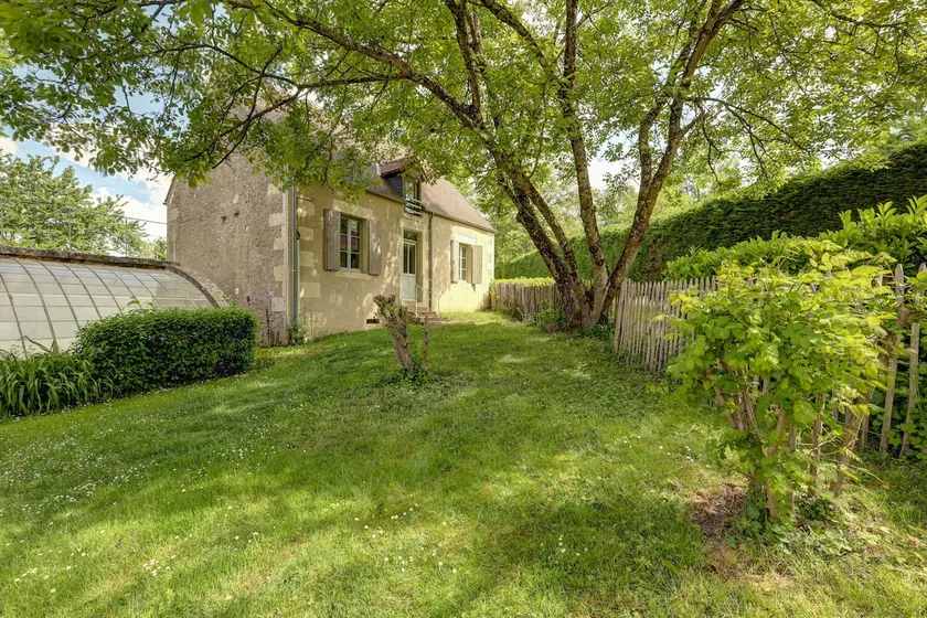 Beautiful country house with pool and hot tub access - Image 1