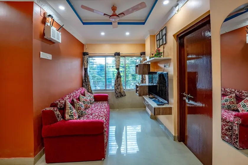 Swarna Biroti Kolkata - 20 mins Airport 7 mins metro 0 mins bus stop - Image 1