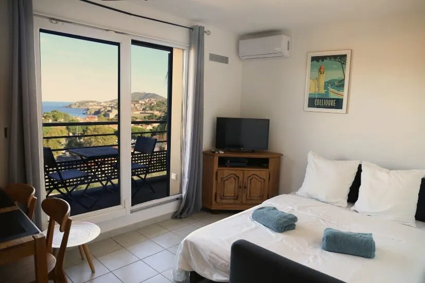 Collioure Sea View Parking Fiber Quiet - Image 1