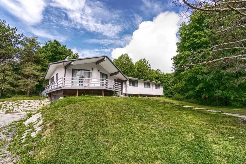 Luxury Estate in Caledon On! - Image 1