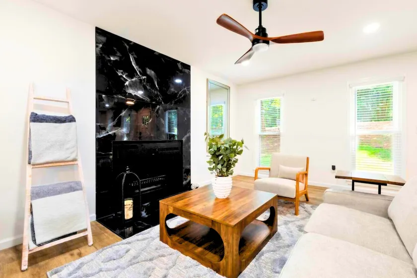 Cozy 3BR Retreat in Mableton – Sleeps 6 - Image 1